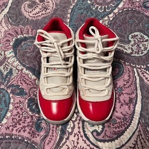 Little Boys Jordan 11 Cherry Sneakers
